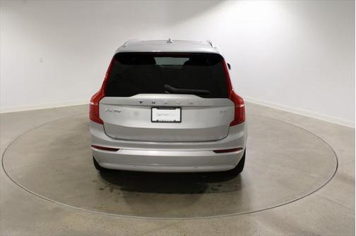 2023 Volvo XC90 B5 Core
