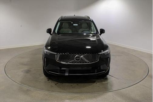 2025 Volvo XC90 B6 Ultra