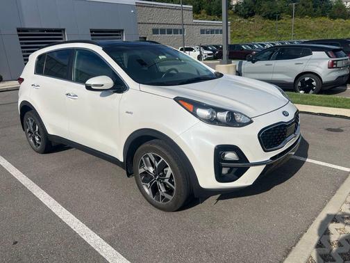 Snow White Pearl 2020 Kia Sportage EX