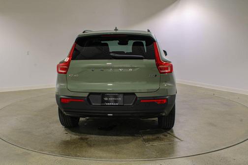 Sage Green Metallic 2023 Volvo XC40 B5 Plus Dark Theme