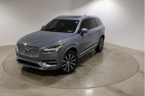2023 Volvo XC90 B5 Plus