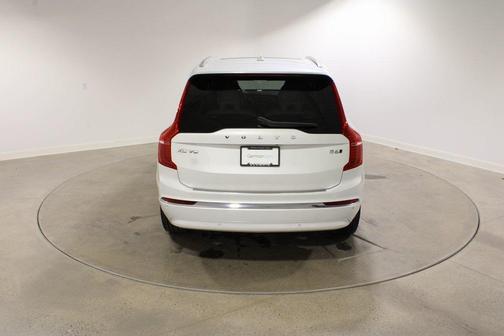 2024 Volvo XC90 B6 Plus Bright Theme 7-Seater