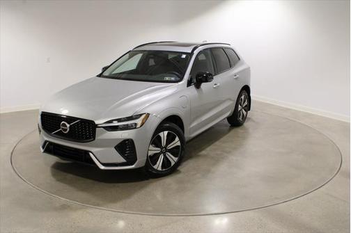 2025 Volvo XC60 Plug-In Hybrid T8 Core