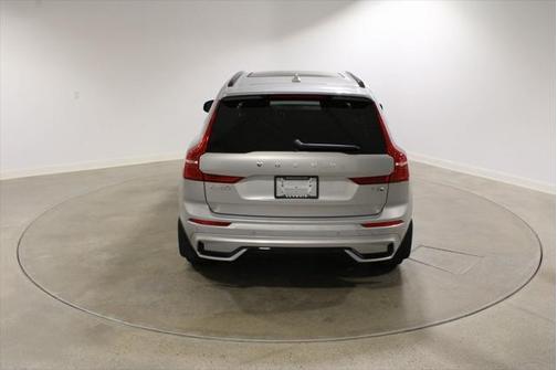 2025 Volvo XC60 Plug-In Hybrid T8 Core