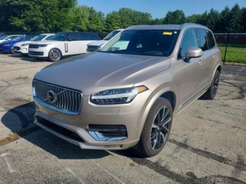 2023 Volvo XC90 B6 Plus 7-Seater