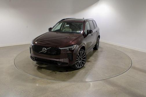 2026 Volvo XC90 B6 Ultra Dark Theme 6-Seater