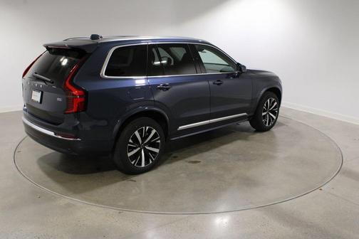 2026 Volvo XC90 B5 Core