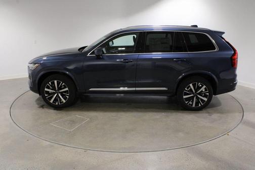 2026 Volvo XC90 B5 Core