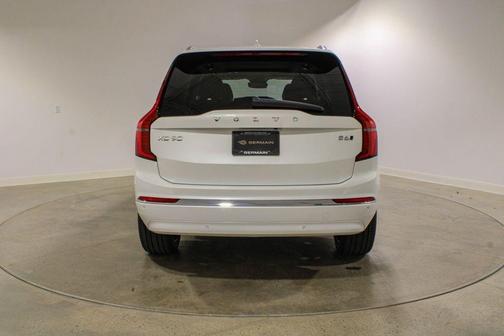 Crystal White Pearl 2026 Volvo XC90 Ultra Dark Theme, B6 AWD Gas (mild hybrid), Gasoline, 7 Seats
