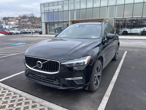 2022 Volvo XC60 B5 Momentum