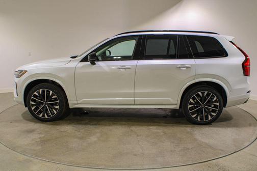 Crystal White Pearl 2026 Volvo XC90 Ultra Dark Theme, B6 AWD Gas (mild hybrid), Gasoline, 6 Seats
