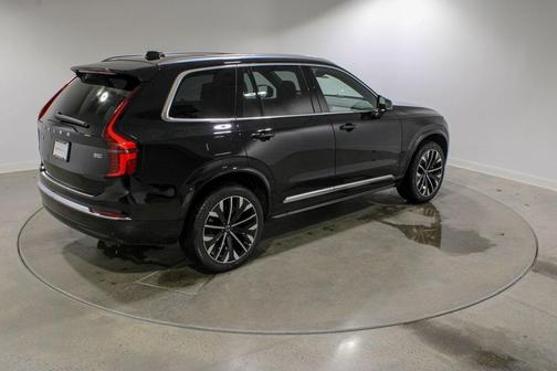 2026 Volvo XC90 Plus, B5 AWD Gas (mild hybrid), Gasoline, Bright, 7 Seats