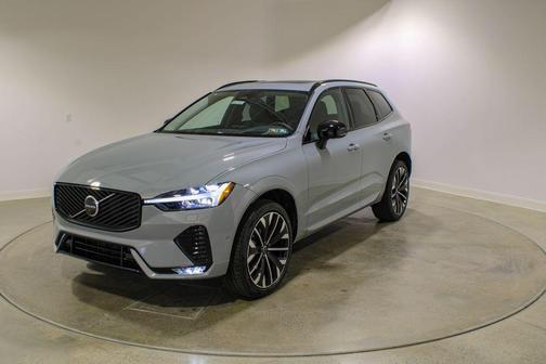 Vapour Grey Metallic 2026 Volvo XC60 B5 Ultra