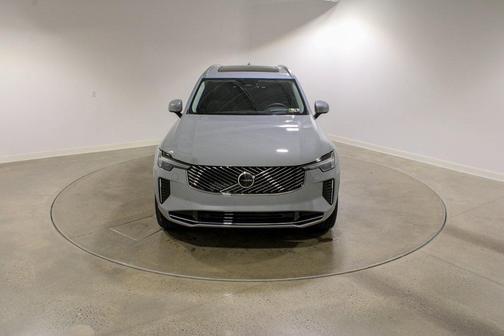 2026 Volvo XC90 B6 Ultra 7-Seater