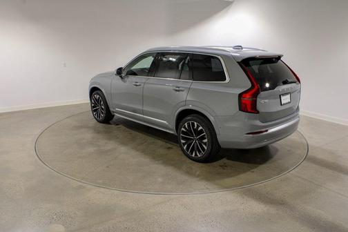 2026 Volvo XC90 B6 Ultra 7-Seater