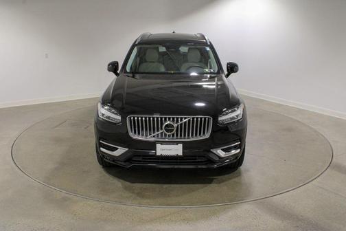 2024 Volvo XC90 B6 Plus Bright Theme 7-Seater