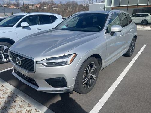 2018 Volvo XC60 T6 R-Design