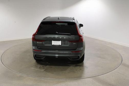 2026 Volvo XC60 B5 Core