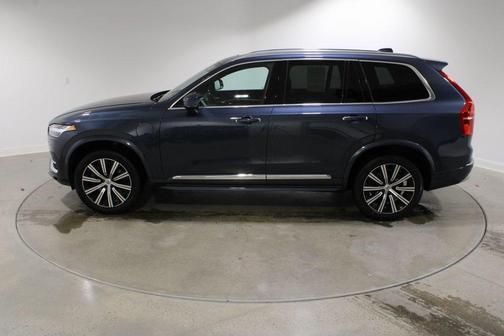 2022 Volvo XC90 Recharge Plug-In Hybrid T8 Inscription 7 Passenger