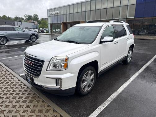 White Frost Tricoat 2017 GMC Terrain SLT