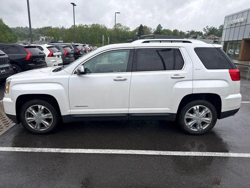 White Frost Tricoat 2017 GMC Terrain SLT