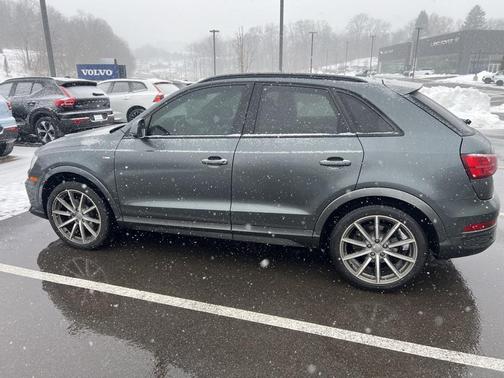 2018 Audi Q3 2.0T Premium Plus
