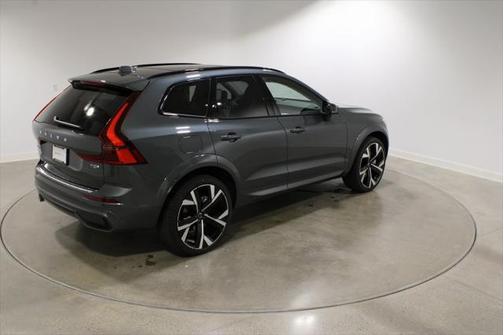 2026 Volvo XC60 Plug-In Hybrid T8 Ultra