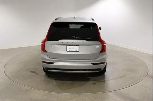 2023 Volvo XC90 Recharge Plug-In Hybrid T8 Plus Dark Theme 7-Seater