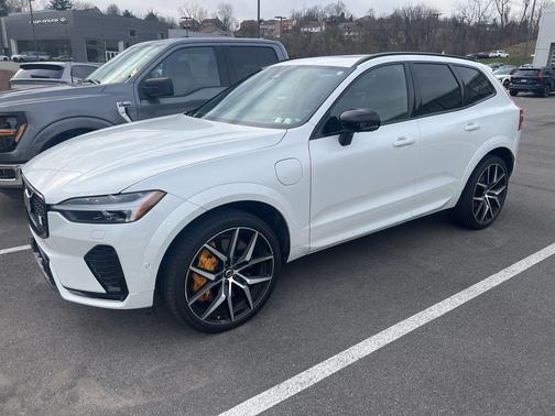 2023 Volvo XC60 Recharge Plug-In Hybrid T8 Polestar