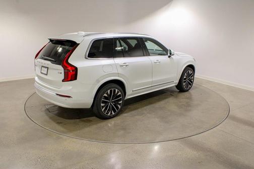 2026 Volvo XC90 B6 Core