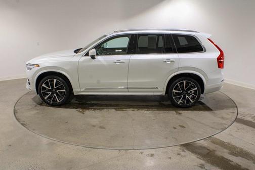 2023 Volvo XC90 B6 Plus 7-Seater