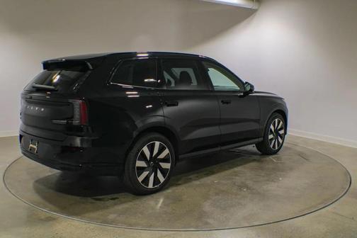 Onyx Black Metallic 2026 Volvo EX90 Ultra, Twin Motor, Fully electric, 7 Seats
