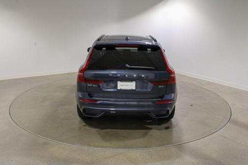 2026 Volvo XC60 B5 Core