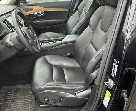 2023 Volvo XC90 B6 Plus 7-Seater