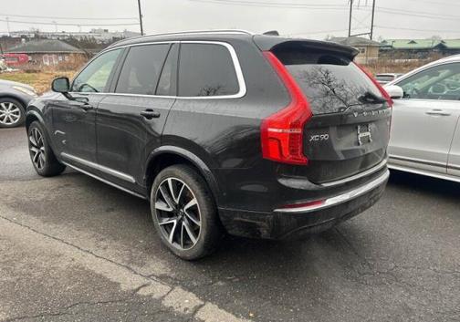 2023 Volvo XC90 B6 Plus 7-Seater