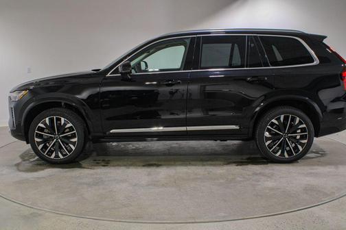 Onyx Black Metallic 2026 Volvo XC90 Plus, B6 AWD Gas (mild hybrid), Gasoline, Bright, 7 Seats