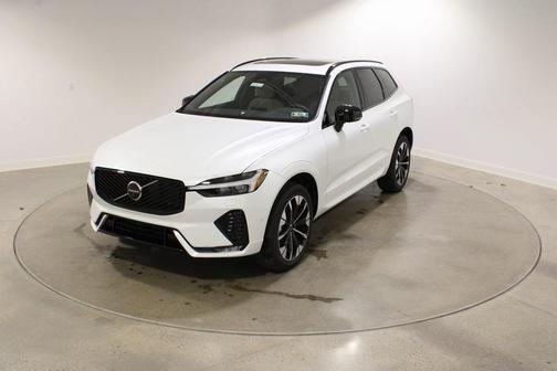 2026 Volvo XC60 B5 Plus