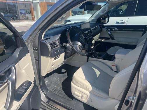 2023 Lexus GX 460 Premium