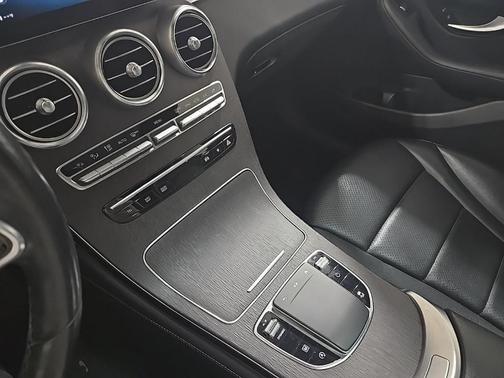 2020 Mercedes-Benz GLC 300 4MATIC