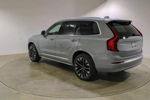 Vapour Grey Metallic 2026 Volvo XC90 Plug-In Hybrid Plus, T8 AWD, Electric/Gasoline, Bright, 6 Seats