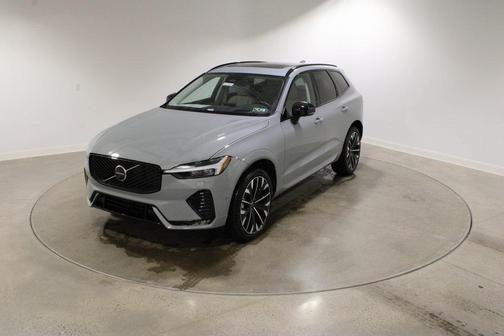 2026 Volvo XC60 B5 Ultra