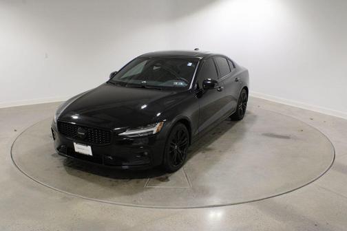 2024 Volvo S60 B5 Plus Black Edition