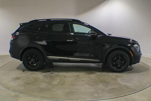 Ebony Black 2023 Kia Sportage S