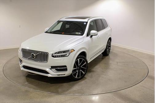 2025 Volvo XC90 B5 Plus