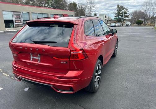Fusion Red Metallic 2024 Volvo XC60 B5 Core Dark Theme