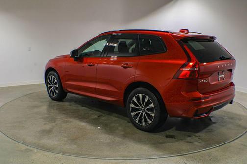 Fusion Red Metallic 2024 Volvo XC60 B5 Core Dark Theme