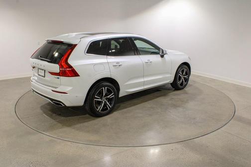 2018 Volvo XC60 T6 R-Design