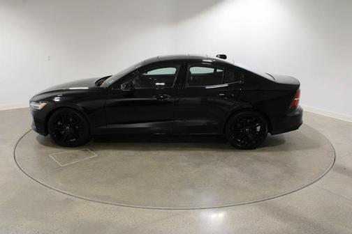 2023 Volvo S60 B5 Plus Black Edition