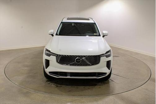 2025 Volvo XC90 Plug-In Hybrid T8 Plus 7-Seater