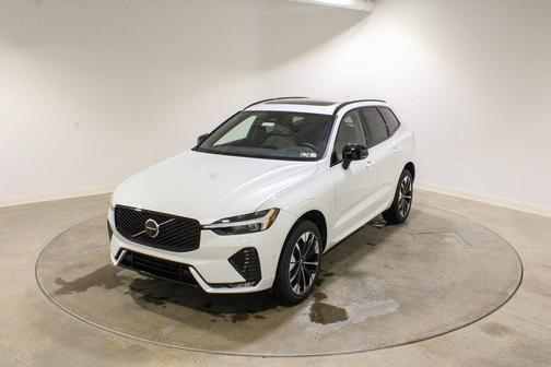 2026 Volvo XC60 B5 Plus